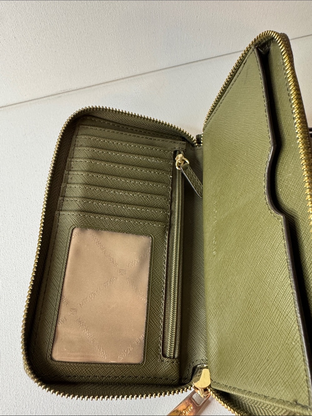 Michael Kors Jet Set Phone Case Wristlet Wallet - Picture 5 of 6